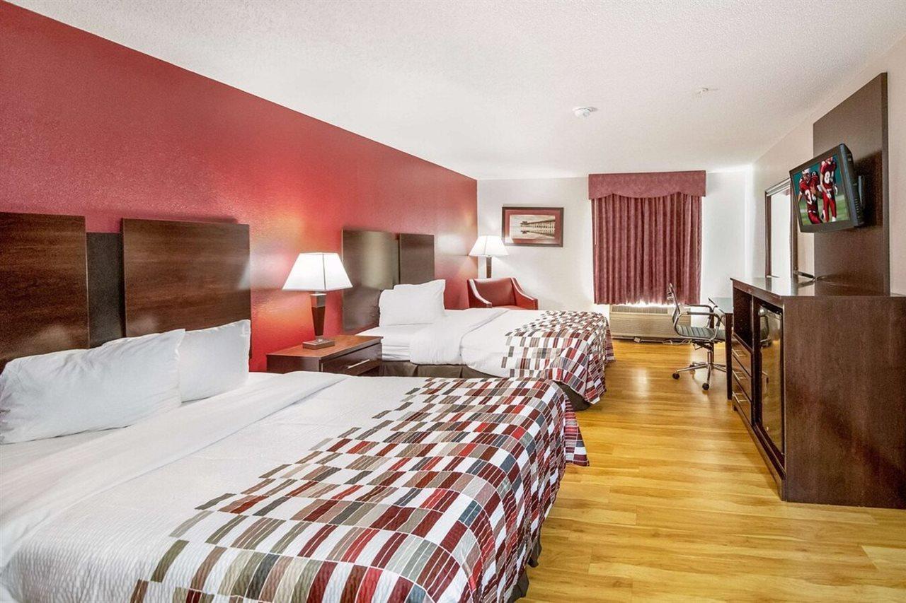 Hotel Clarion Pointe Archdale Esterno foto