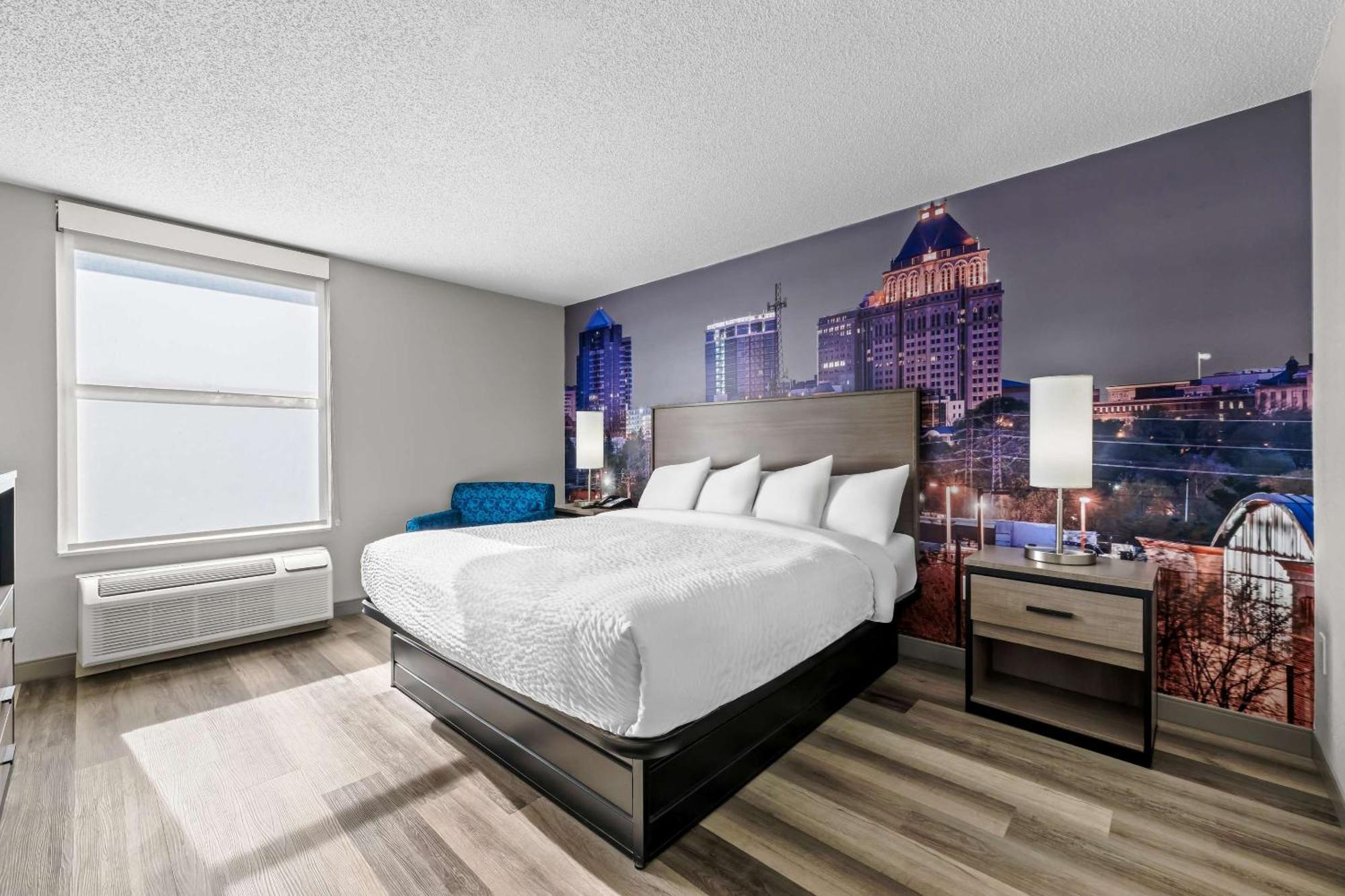 Hotel Clarion Pointe Archdale Esterno foto