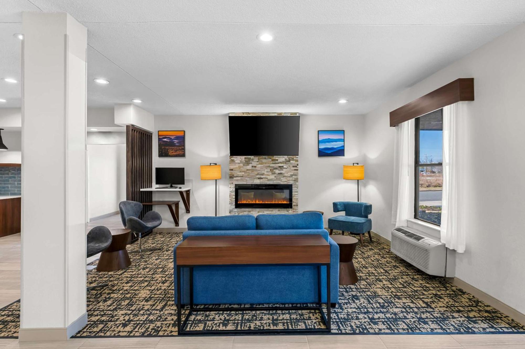 Hotel Clarion Pointe Archdale Esterno foto