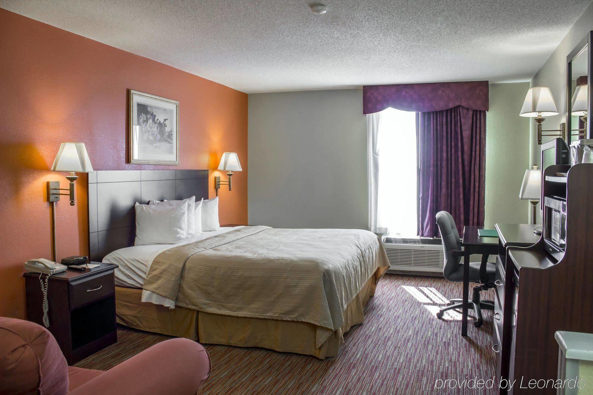Hotel Clarion Pointe Archdale Esterno foto