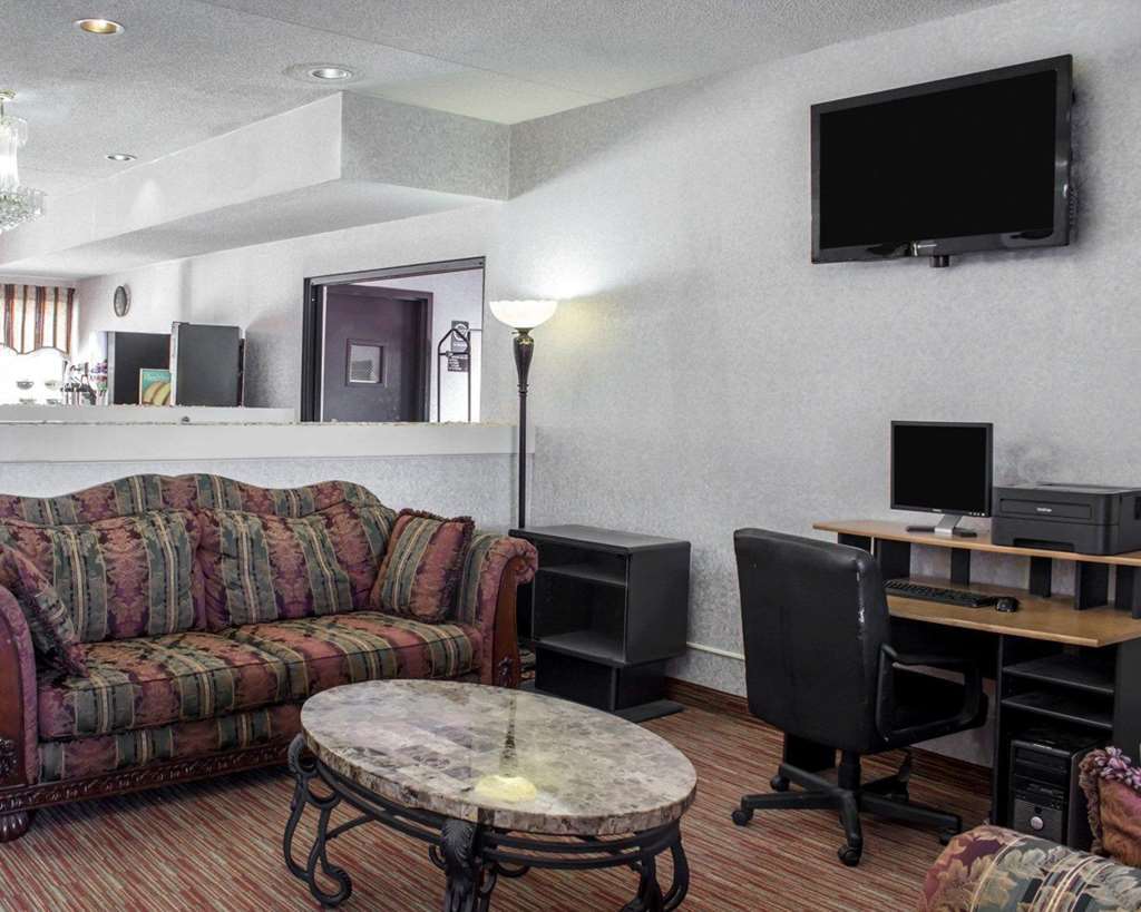 Hotel Clarion Pointe Archdale Interno foto